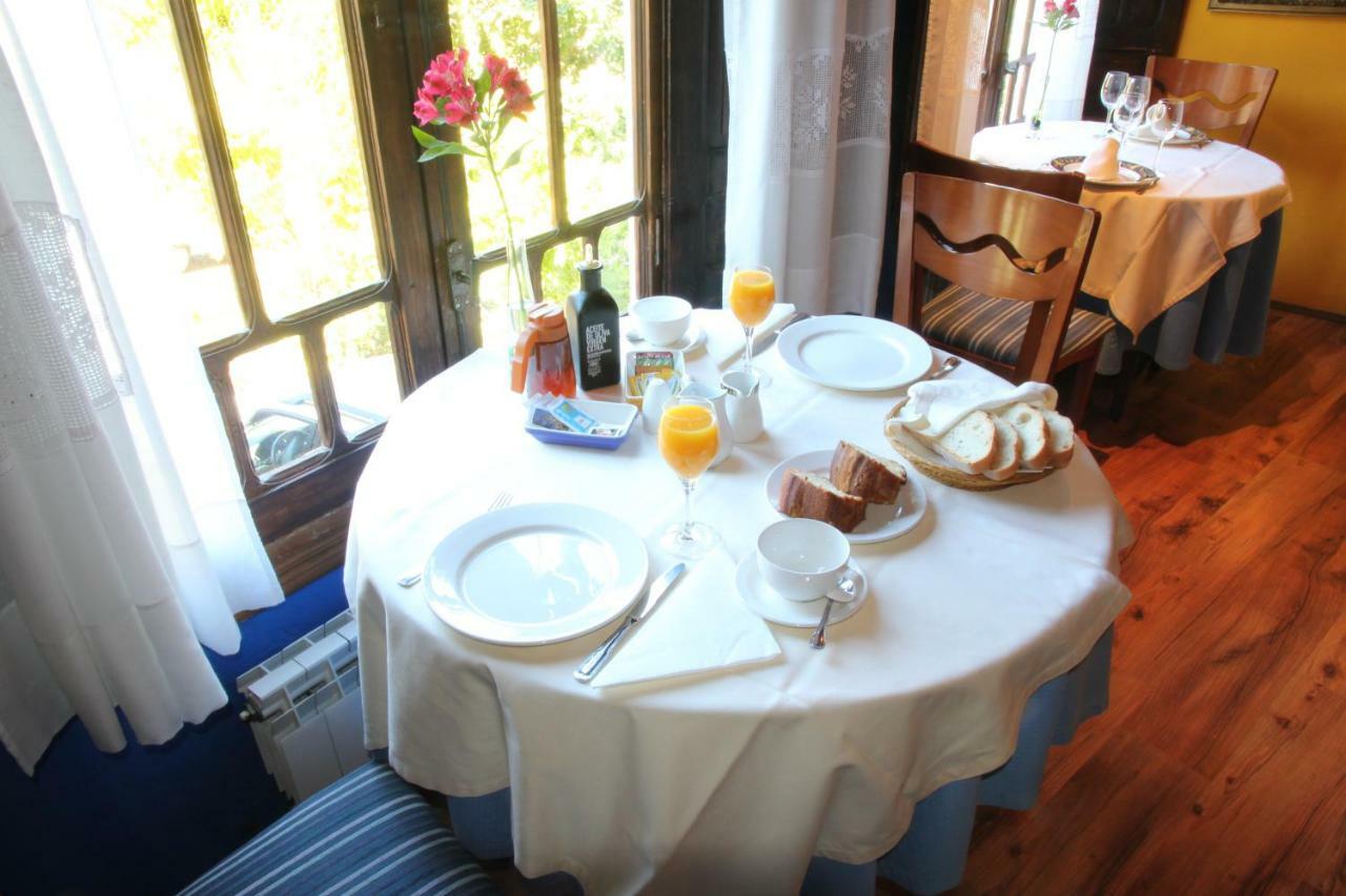 Micro-Hostal La Puerta Del Perdon Villafranca Del Bierzo Zewnętrze zdjęcie